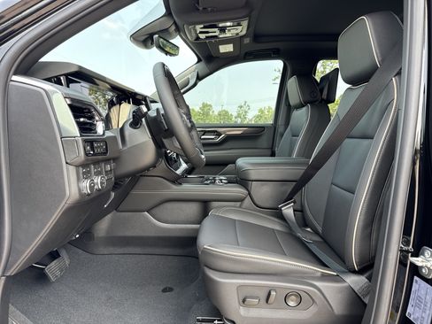 New 2026 GMC Yukon Elevation w/ Elevation Premium Package AWD/4WD image 17