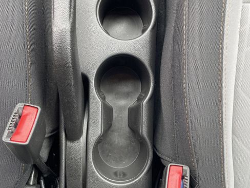 Used 2020 Chevrolet Trax LT image 29