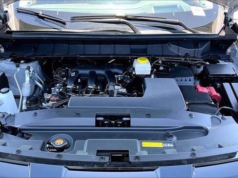 New 2026 Nissan Pathfinder Platinum w/ Accent Package FWD image 12