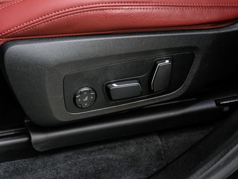 Used 2024 BMW X4 M40i w/ Shadowloine Package image 36