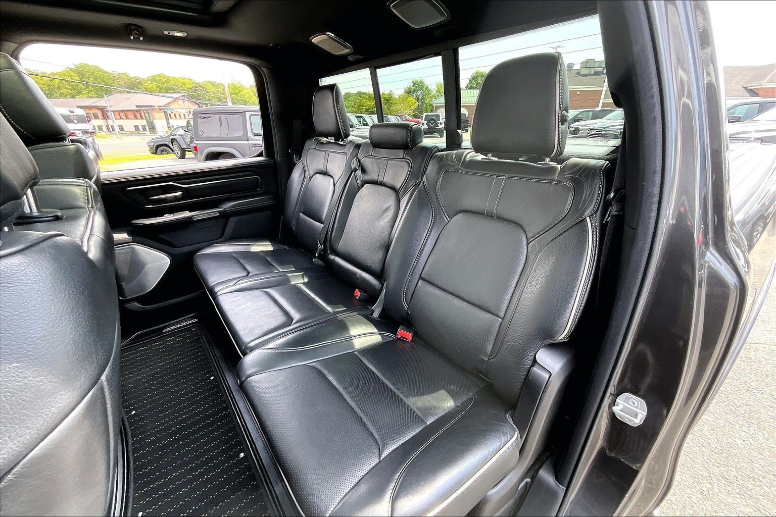 Used 2019 RAM 1500 Limited AWD/4WD image 22