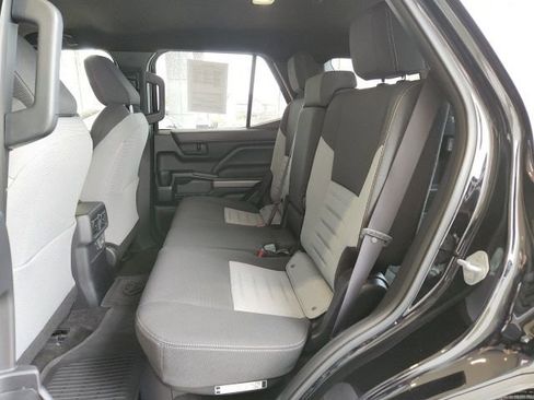 Used 2025 Toyota 4Runner TRD Sport image 17