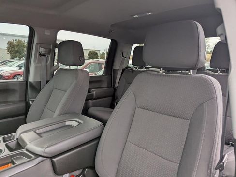 Used 2024 Chevrolet Silverado 3500 W/T image 15