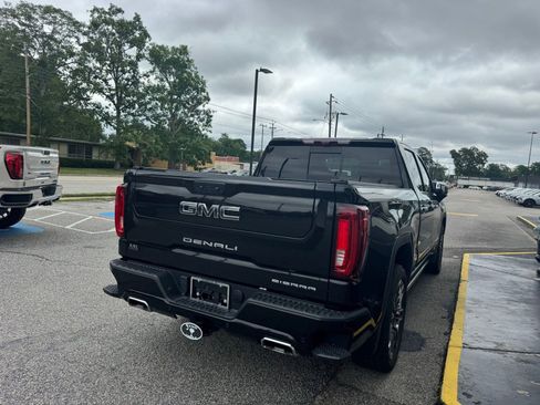 Certified 2024 GMC Sierra 1500 Denali Ultimate AWD/4WD image 9
