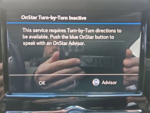 Certified 2021 Chevrolet Trax LT w/ Midnight Edition image 14