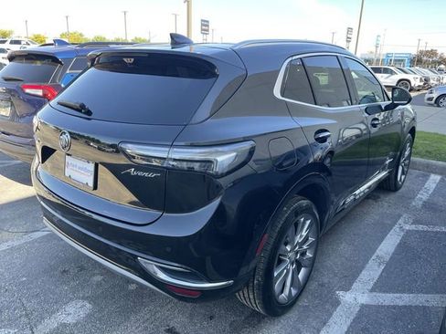 Used 2022 Buick Envision Avenir w/ Technology Package II FWD image 18
