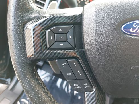 Used 2018 Ford F150 Raptor w/ Equipment Group 802A Luxury image 19