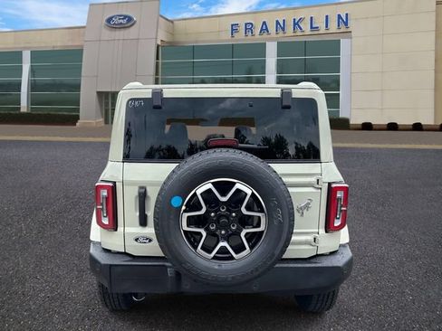New 2026 Ford Bronco Outer Banks AWD/4WD image 6