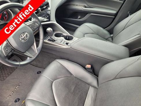 Used 2021 Toyota Camry XSE image 9
