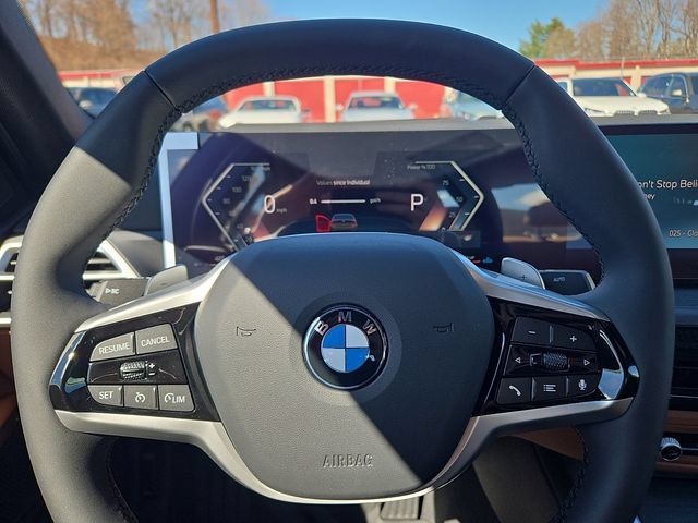 Used 2026 BMW 330i xDrive Sedan w/ Premium Package AWD/4WD image 9