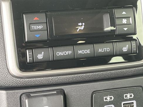 New 2025 Subaru Ascent Bronze Edition image 18