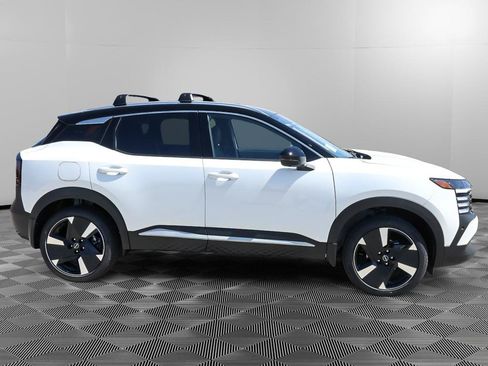 New 2026 Nissan Kicks SR w/ Cold Weather Package AWD/4WD image 8