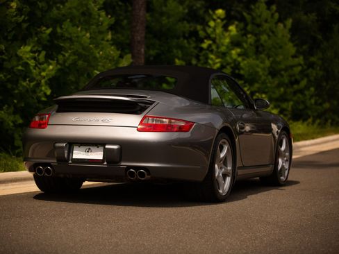 Used 2006 Porsche 911 Carrera 4S AWD/4WD image 13