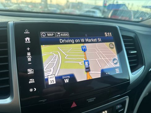 Used 2017 Honda Pilot Touring image 59