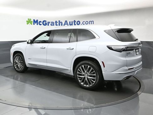 Used 2026 Buick Enclave Avenir w/ Super Cruise Package image 25