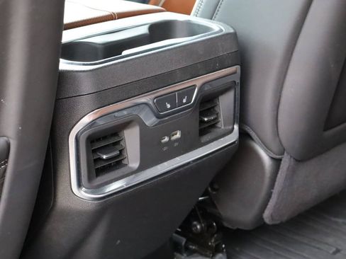 Used 2024 GMC Sierra 2500 Denali Ultimate AWD/4WD image 19