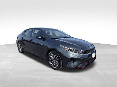 Certified 2023 Kia Forte GT-Line w/ GT-Line Technology Package FWD image 4
