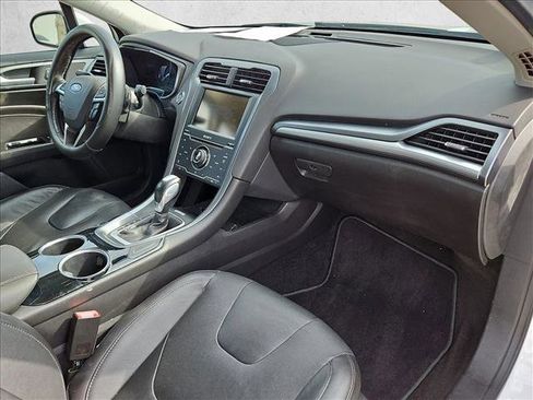 Used 2013 Ford Fusion Titanium w/ Titanium Driver Assist Pkg image 19