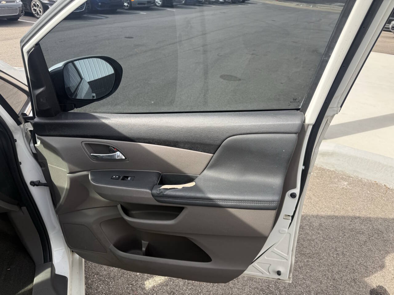 Used 2014 Honda Odyssey Touring Elite image 8