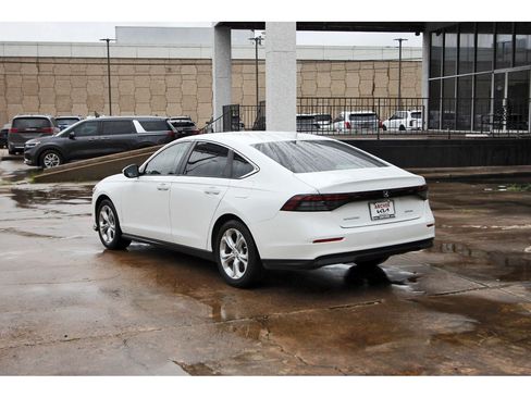Used 2024 Honda Accord LX image 5