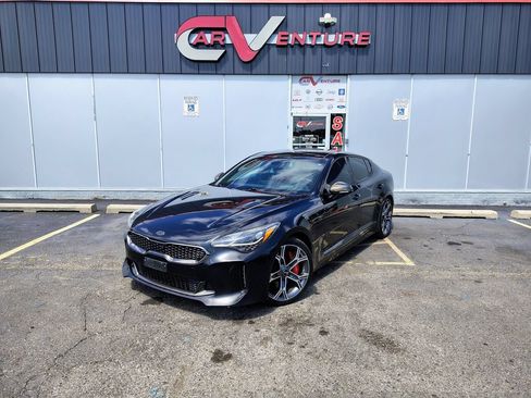 Used 2018 Kia Stinger GT2 image 1