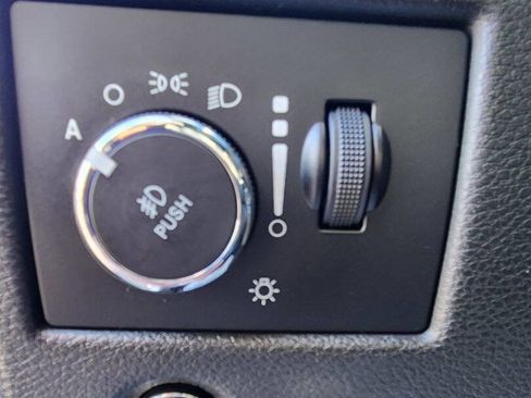 Used 2020 Jeep Grand Cherokee Altitude image 42