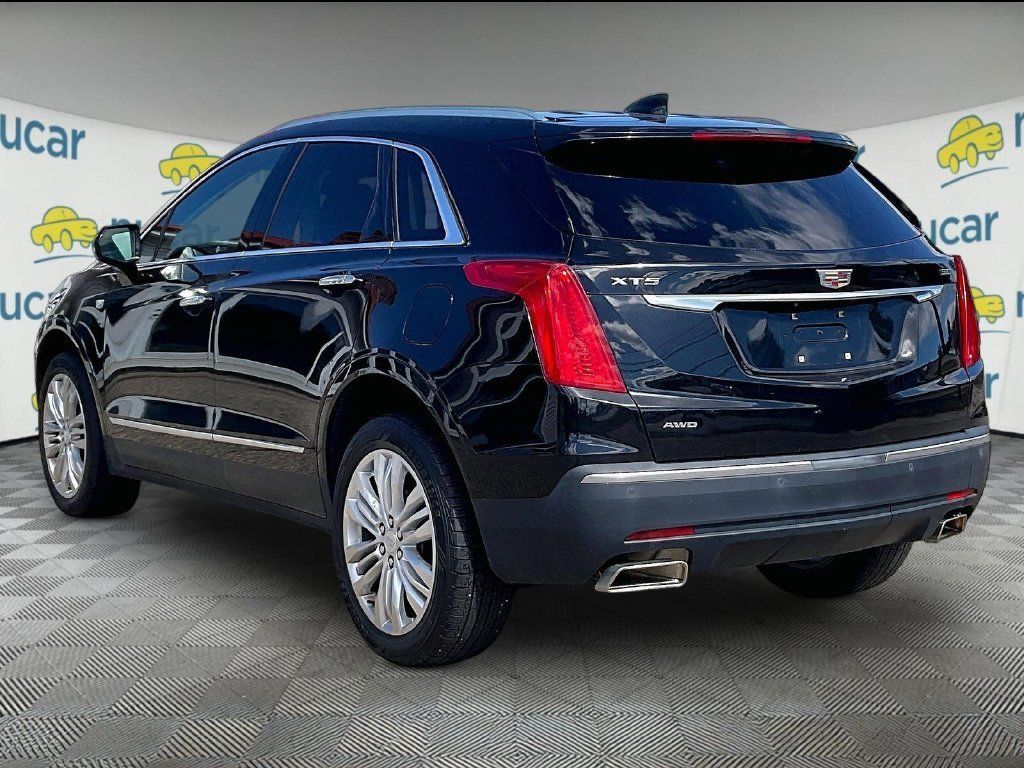 Used 2018 Cadillac XT5 Premium Luxury AWD/4WD image 4