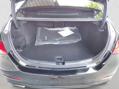 Used 2024 Mercedes-Benz C 300 4MATIC Sedan image 19