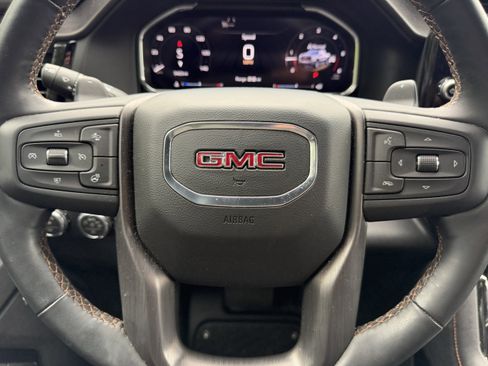 Used 2026 GMC Sierra 1500 AT4 w/ Technology Package AWD/4WD image 17