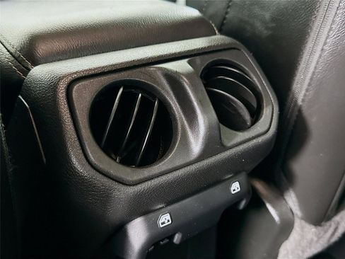 Used 2021 Jeep Gladiator Overland w/ Popular Equipment Package image 24