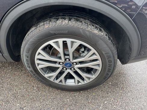 Used 2021 Ford Escape SEL image 18