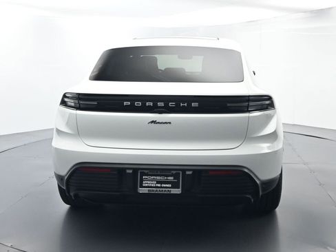 Used 2025 Porsche Macan Electric image 13