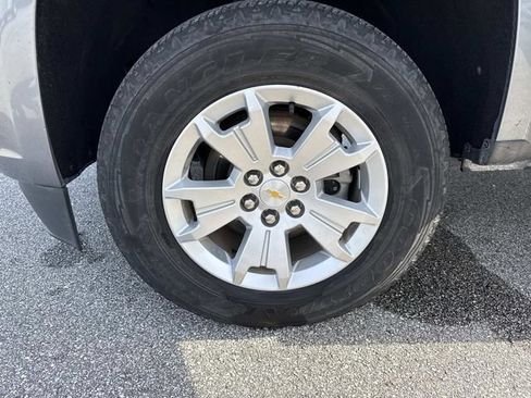 Used 2021 Chevrolet Colorado LT w/ LT Convenience Package RWD image 32