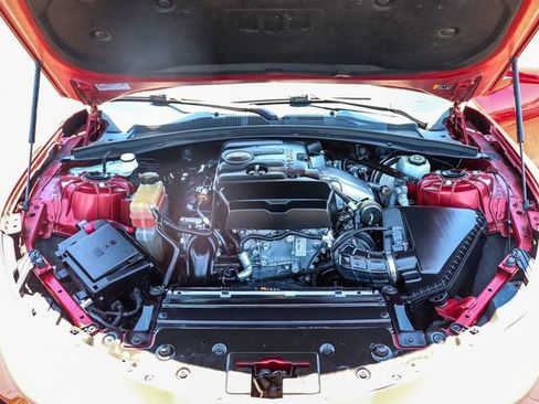 Used 2019 Chevrolet Camaro LT RWD image 31