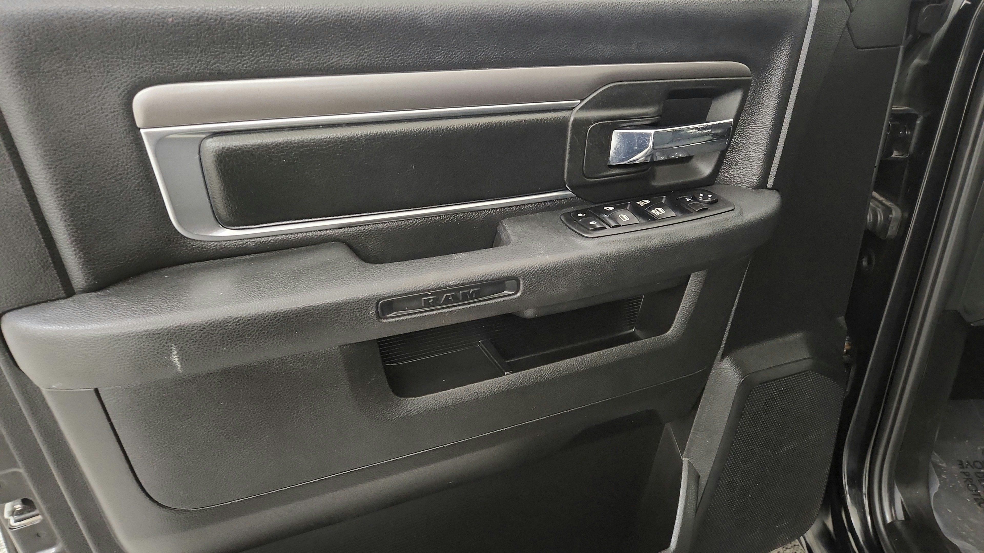 Used 2021 RAM 1500 Warlock w/ Luxury Group AWD/4WD image 19