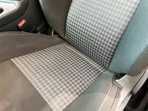 Used 2022 Dodge Challenger R/T Scat Pack image 19