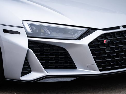 Used 2022 Audi R8 V10 performance image 37