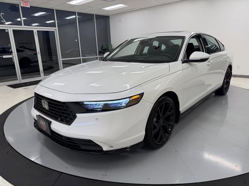 Used 2025 Honda Accord EX-L image 71