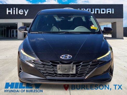Used 2021 Hyundai Elantra SEL FWD image 7