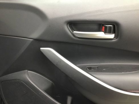 Used 2025 Toyota Corolla SE FWD image 22
