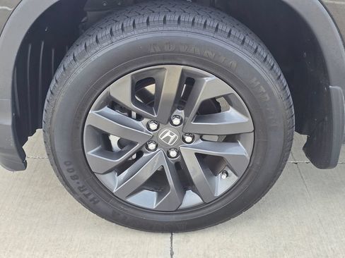 Used 2024 Honda Ridgeline Sport image 7