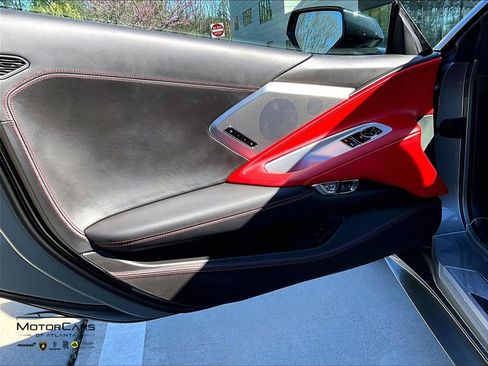 Used 2022 Chevrolet Corvette Stingray image 18