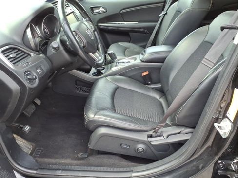Used 2020 Dodge Journey Crossroad FWD image 15