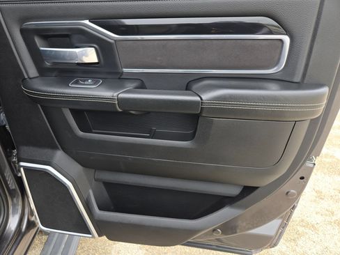 Used 2022 RAM 2500 Laramie w/ Night Edition AWD/4WD image 24