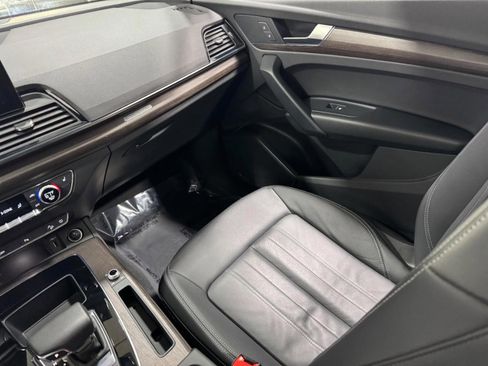 Certified 2023 Audi Q5 2.0T Premium w/ Convenience Package image 18