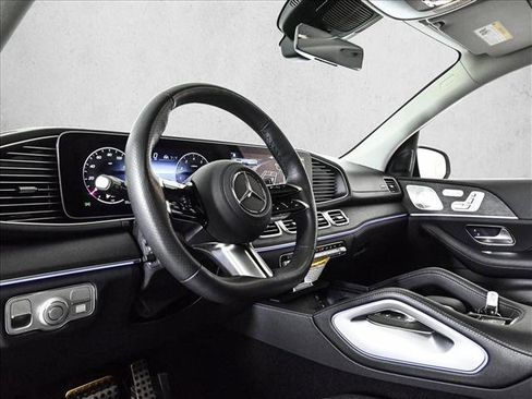 Certified 2026 Mercedes-Benz GLS 450 4MATIC image 10