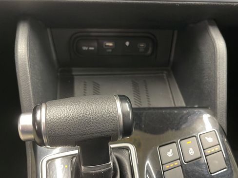 Used 2023 Kia Sportage EX image 19