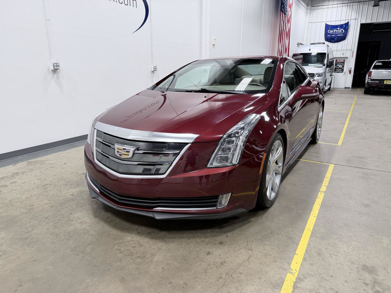 Used 2016 Cadillac ELR FWD image 3