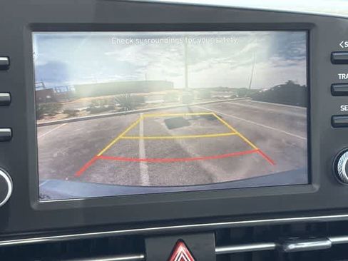 Certified 2022 Hyundai Elantra SEL FWD image 21