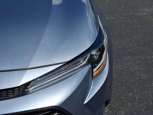 Used 2025 Toyota Corolla LE FWD image 9